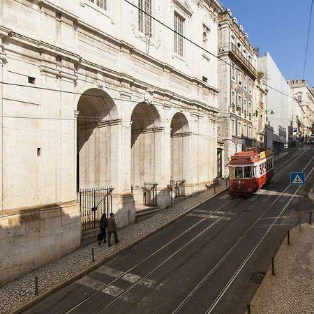 Апартаменты Chiado Premium By Homing Лиссабон Экстерьер фото
